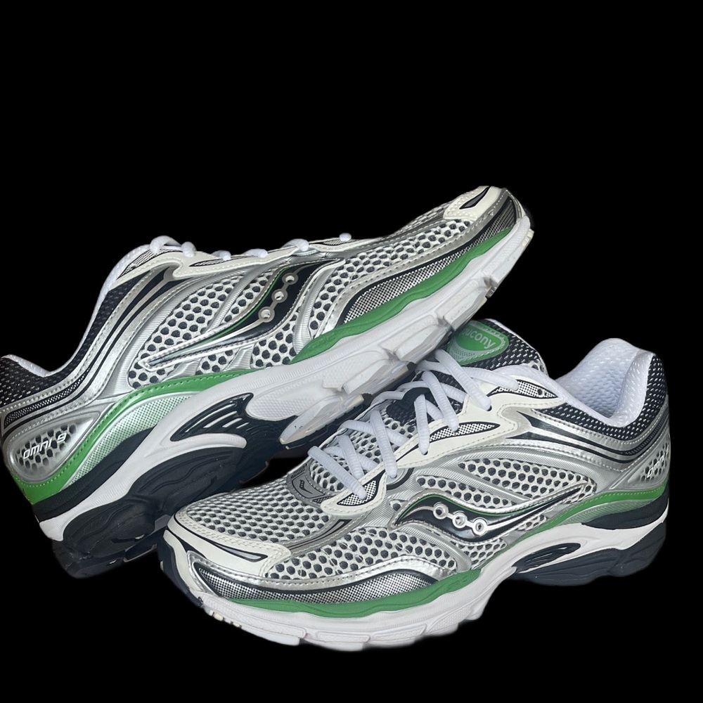 Saucony PROGRID OMNI 9 Silver/Green Men’s size 11 Lifestyle runners *NEW* - Picture 3 of 10